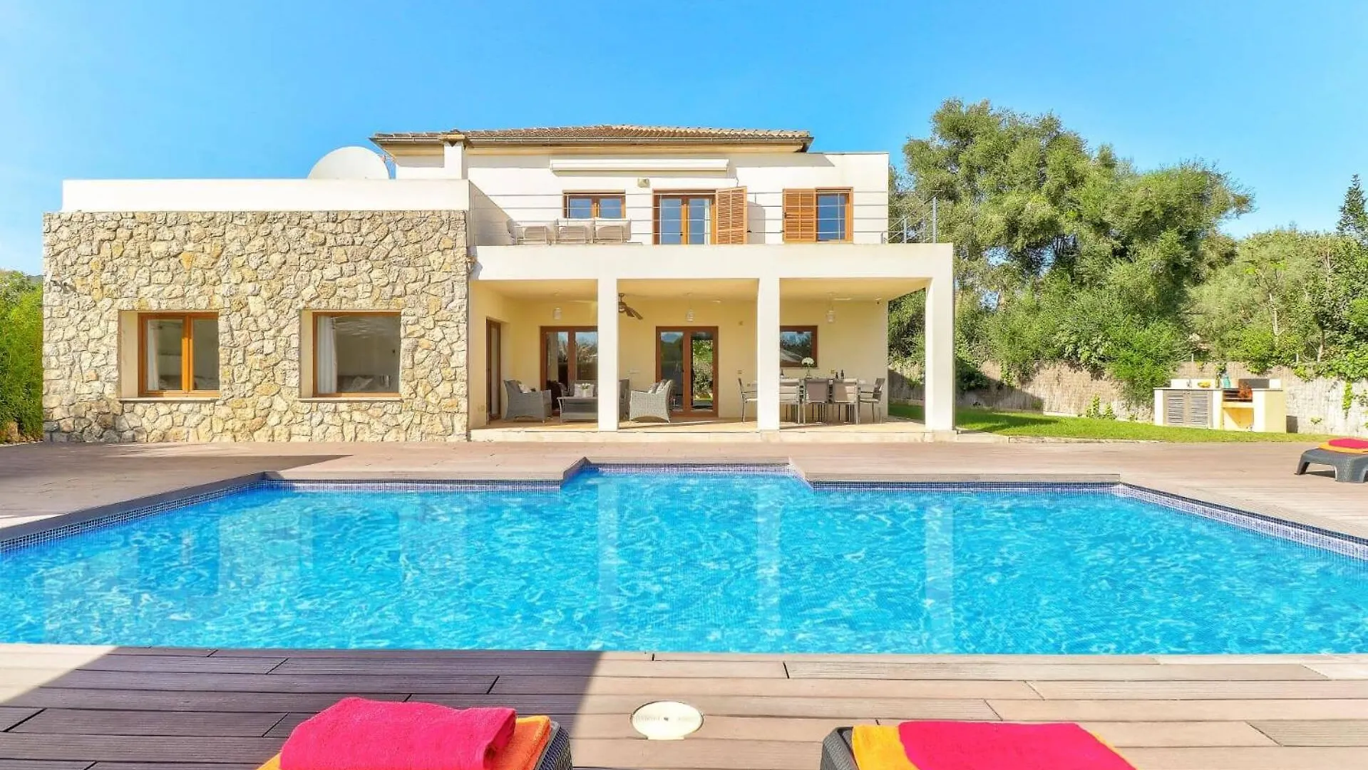 Villa Casa De Pedra By Villa Plus Crestatx 0*,  Spagna